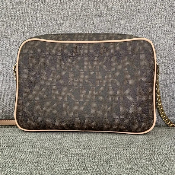 Michael Kors bag - Picture 5 of 9